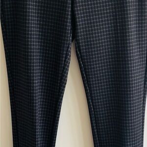 Chico’s Stylish Black and Gray Houndstooth Pants